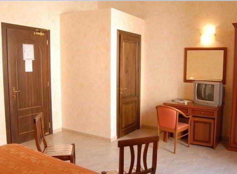 Hotel Gresi CTA